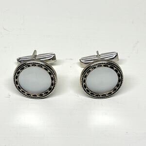 Cufflinks Silvertone with Mother of Pearl Iridescent Center